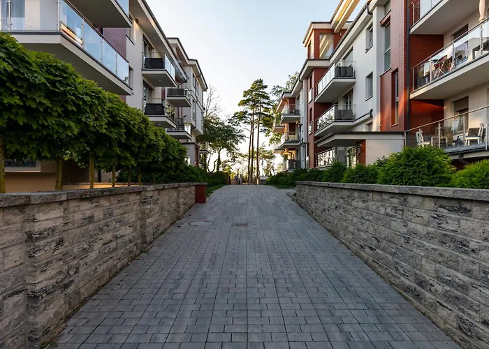 Apartament 6M Klifowa Rewal W Cenie Basen, Jacuzzi, Silownia, Sala Zabaw, Free Private Parking